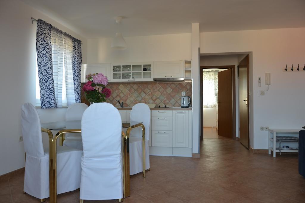 Apartments Roza 梅杜林 客房 照片