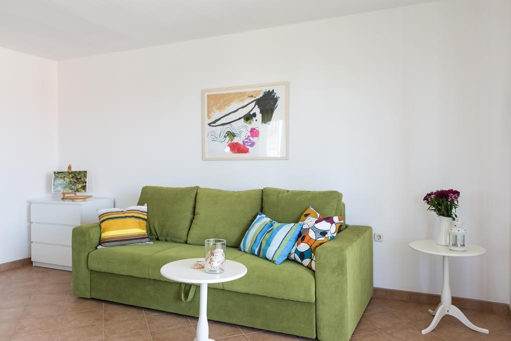 Apartments Roza 梅杜林 外观 照片